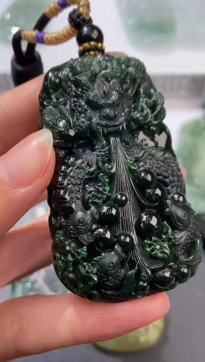 未镶嵌挂件翡翠379583   多人