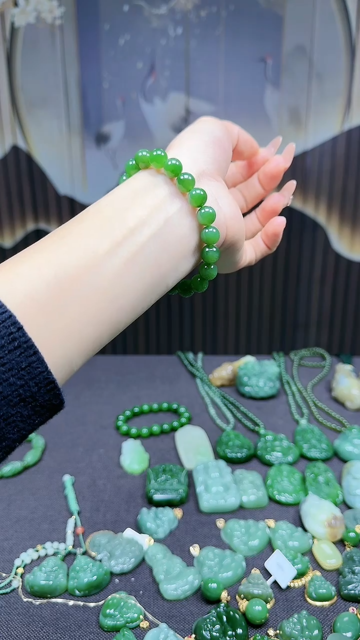 【闪购商品】和田玉挂件未镶嵌9+