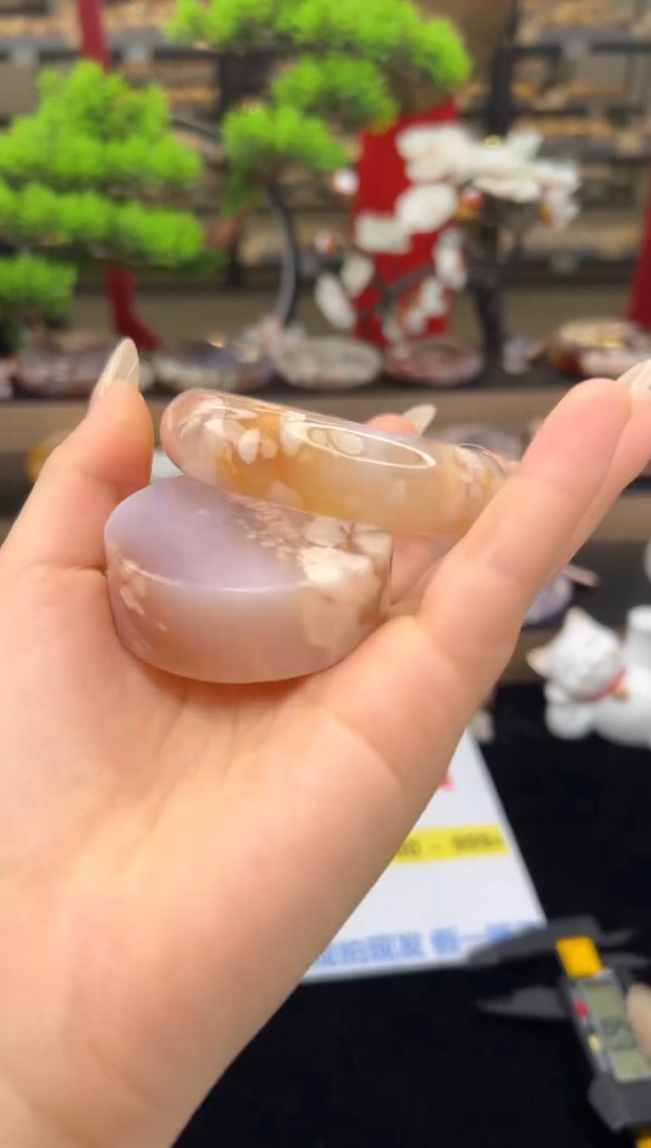 【闪购商品】石英质玉手镯未镶嵌53圈口（赠送镯心）13035