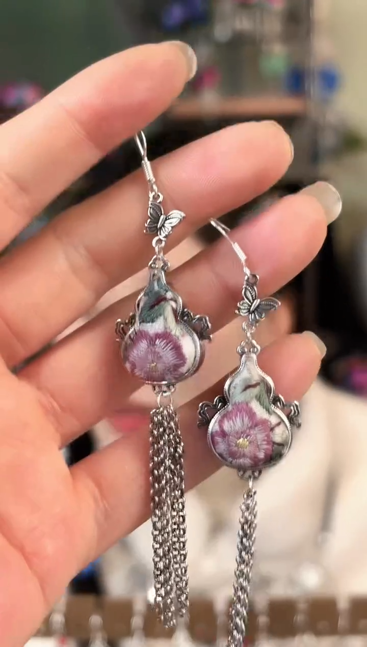 彩云南阁非遗老绣苗银饰品201