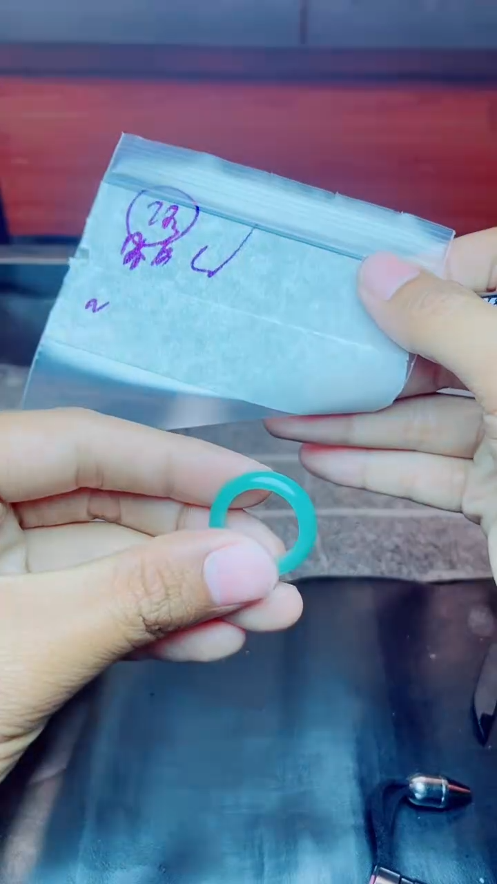 【闪购商品】定制翡翠未镶嵌戒圈