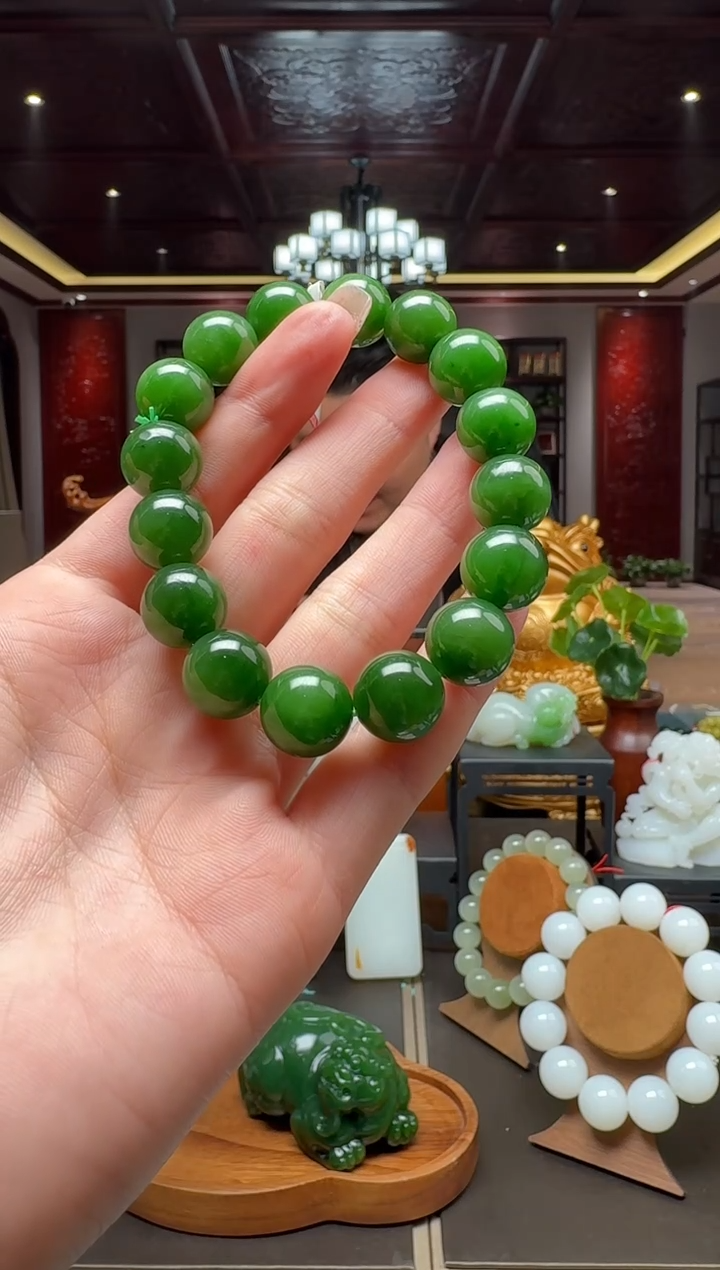 未镶嵌和田玉挂件by12