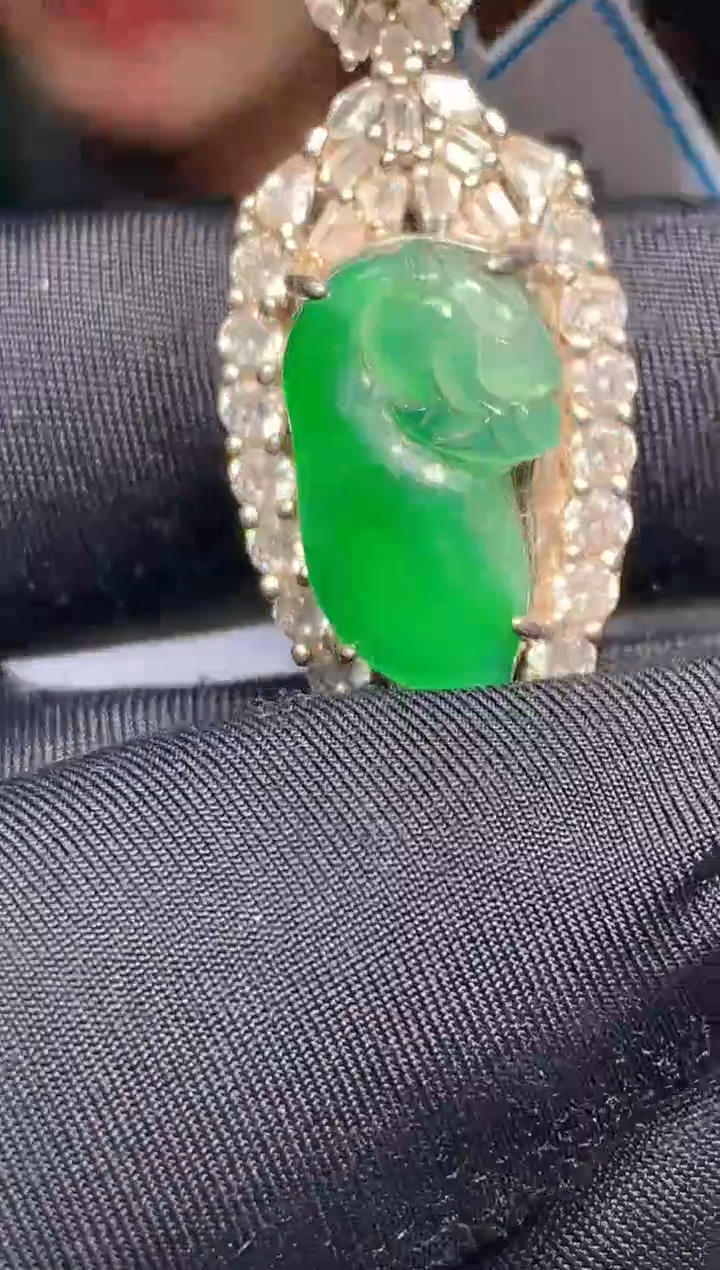 【闪购商品】定制翡翠未镶嵌42定制翡翠-多样性发货（发其一）