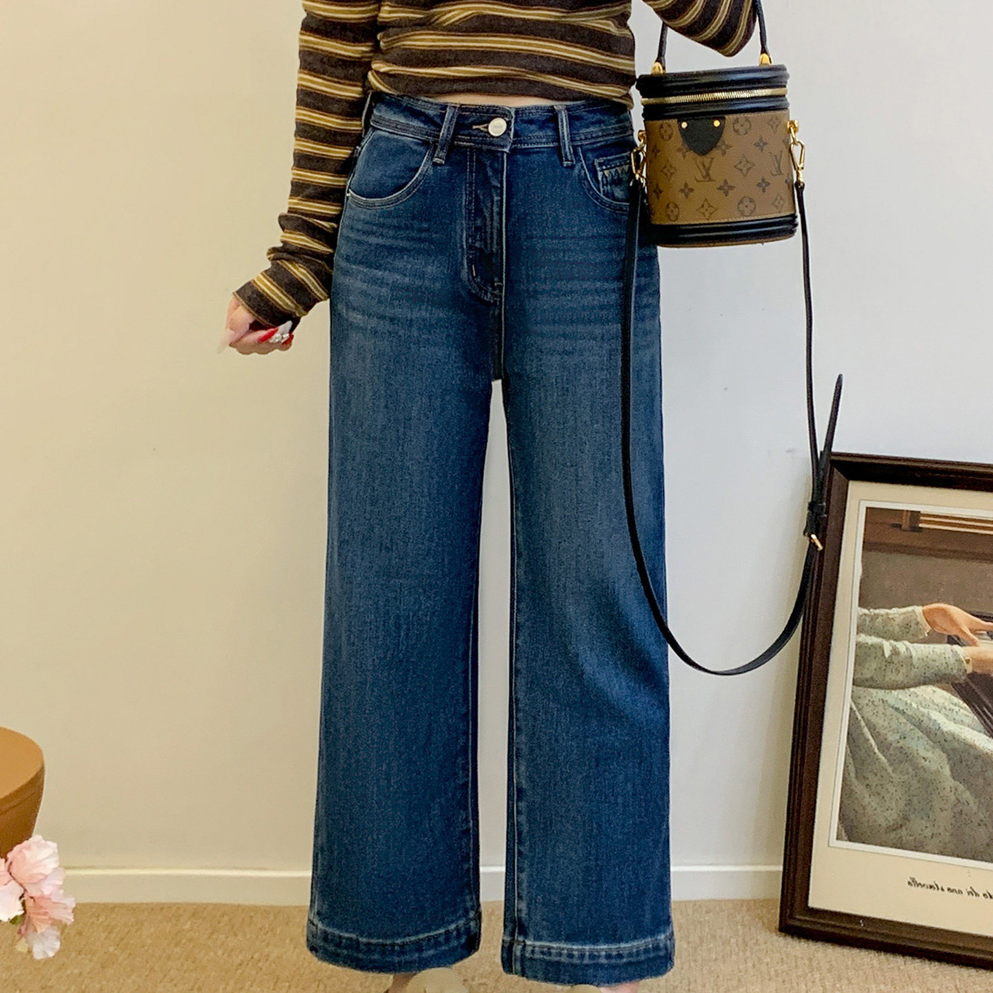 直筒刺绣牛仔裤女冬季加绒胖妹妹mm显瘦小个子窄版阔腿烟管裤