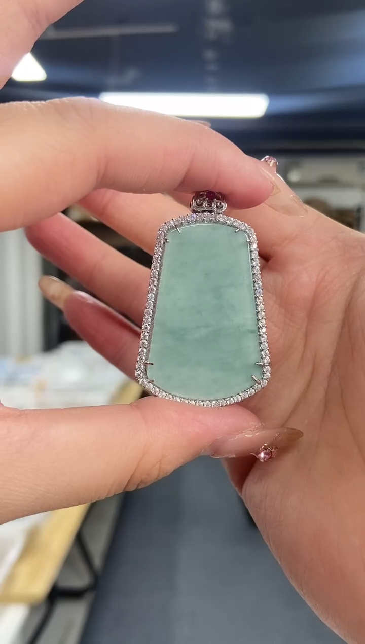 【闪购商品】翡翠吊坠(不含链)未镶嵌多样性发其一颜色微差