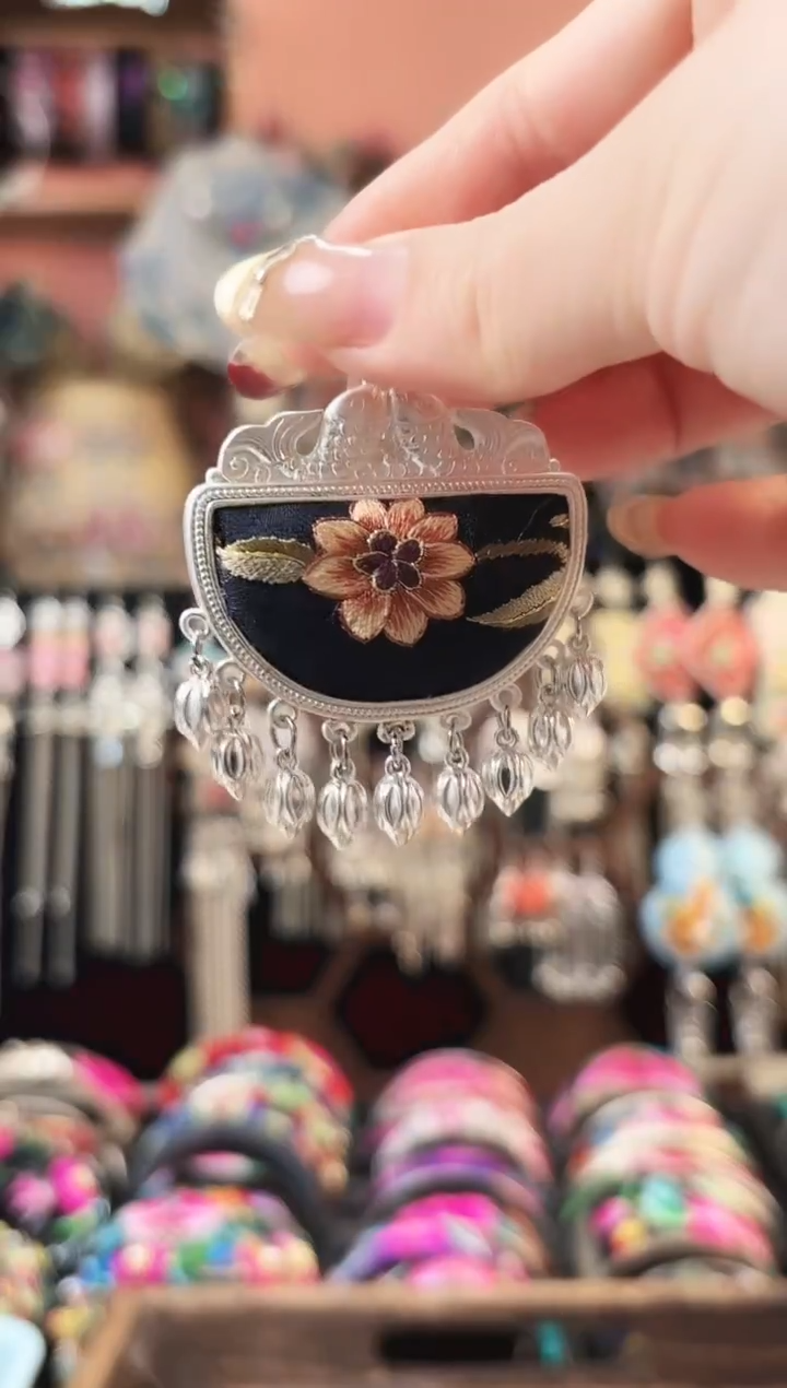 艺枝独绣手工饰品91