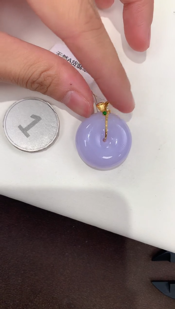 颈饰18K金镶嵌翡翠天然缅甸A货翡翠