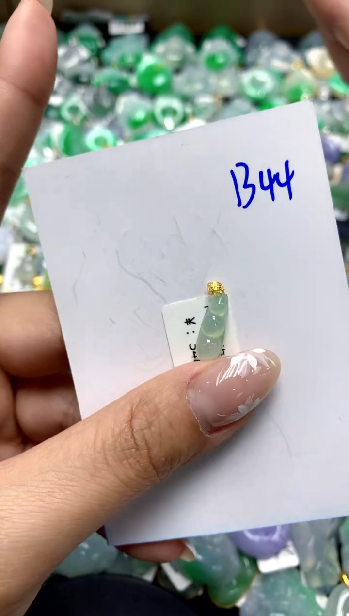 【闪购商品】翡翠颈饰18K金镶嵌111111111111111111