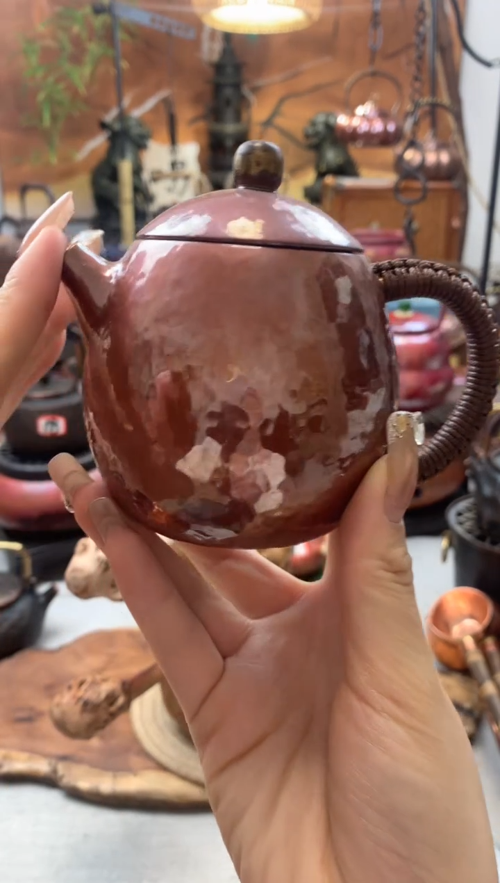 陆**玖300ml烤色锤纹龙蛋闷泡壶  