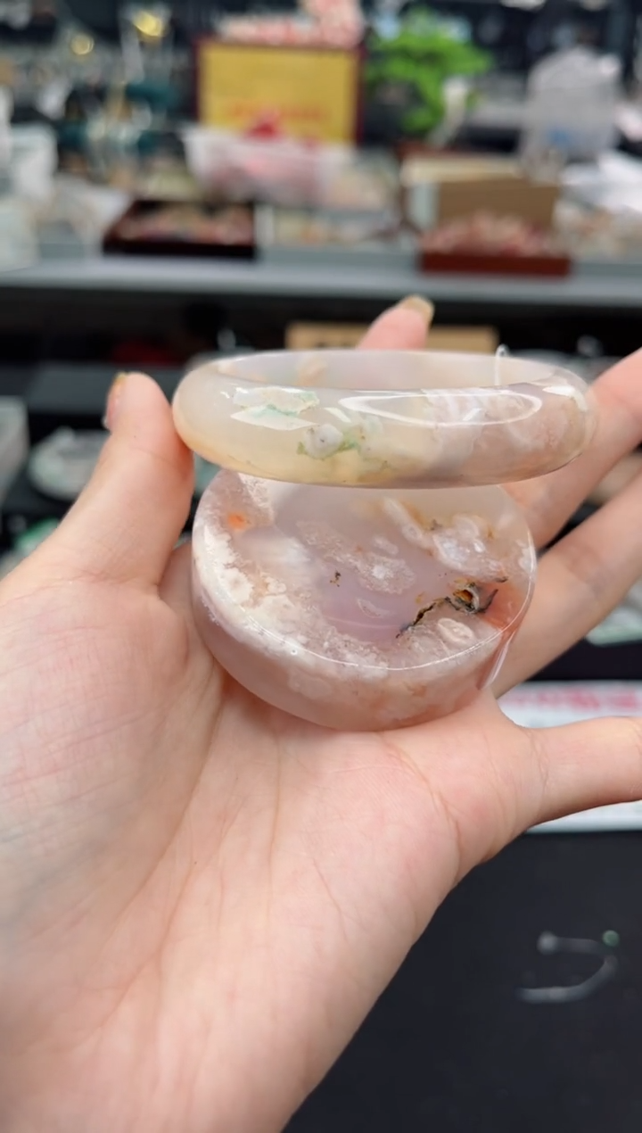 【闪购商品】石英质玉手镯未镶嵌54圈口（赠品镯心）3608088