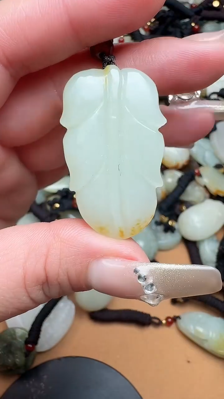 【闪购商品】和田玉颈饰未镶嵌1