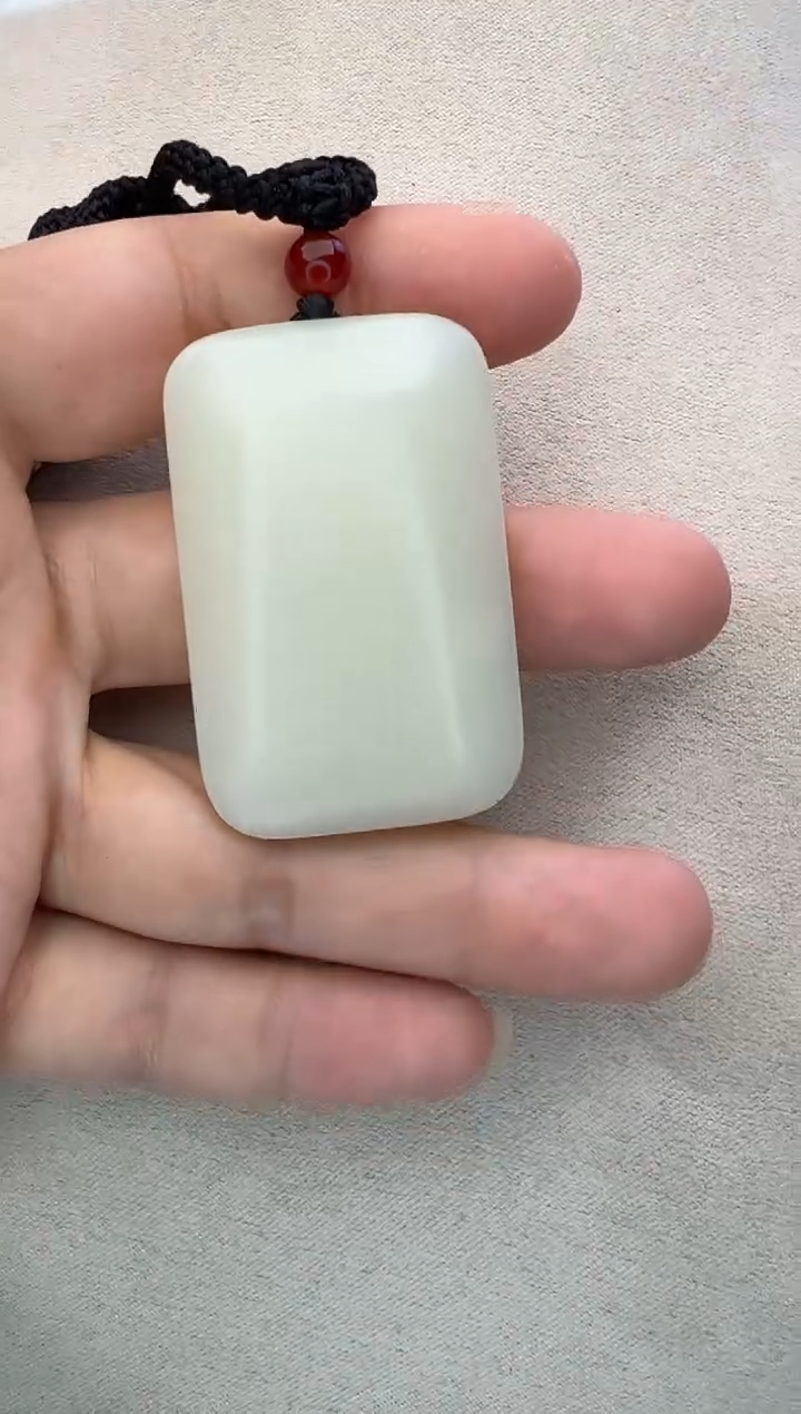 【闪购商品】和田玉颈饰未镶嵌D