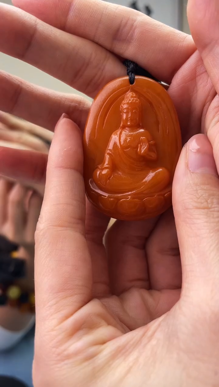 琥珀未镶嵌珠宝奇石T015微瑕阿弥陀佛假一罚十，多样性发一件