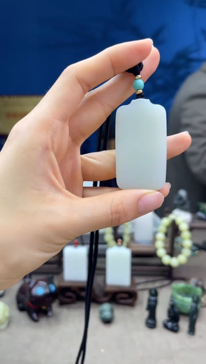 【闪购商品】和田玉颈饰未镶嵌1