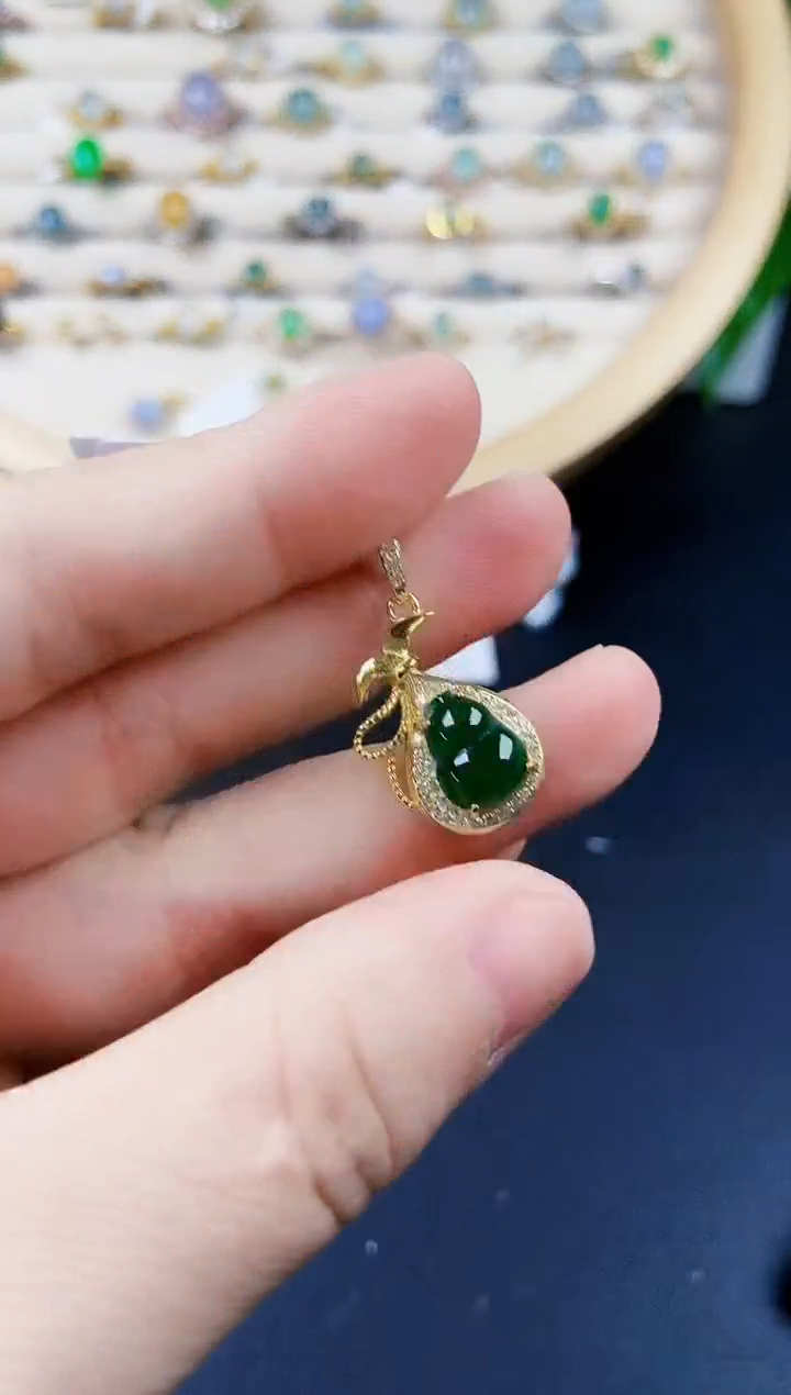 【闪购商品】翡翠颈饰银S925镶嵌24242422