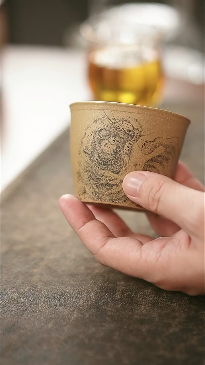 茶杯紫砂岚-十二生肖-虎