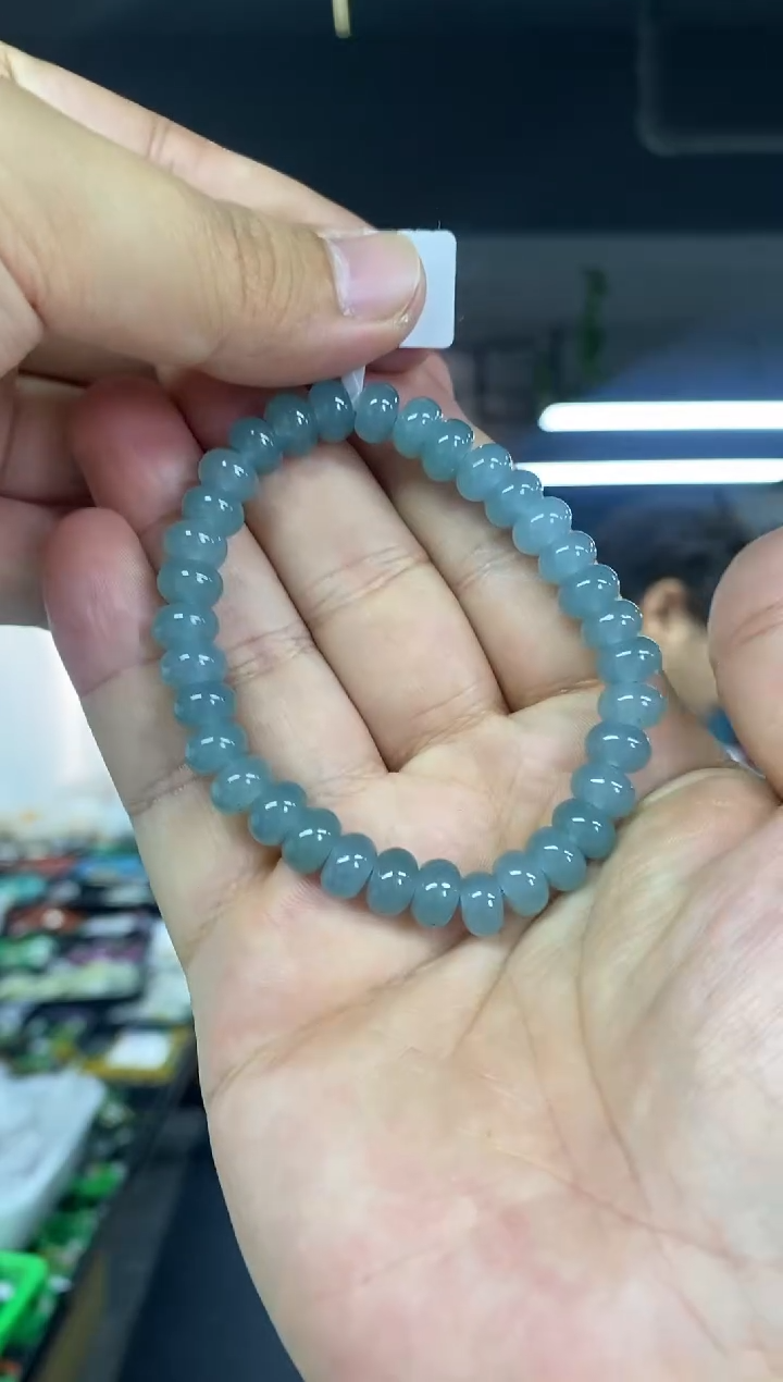 未镶嵌手串翡翠多样性发其一颜色微差