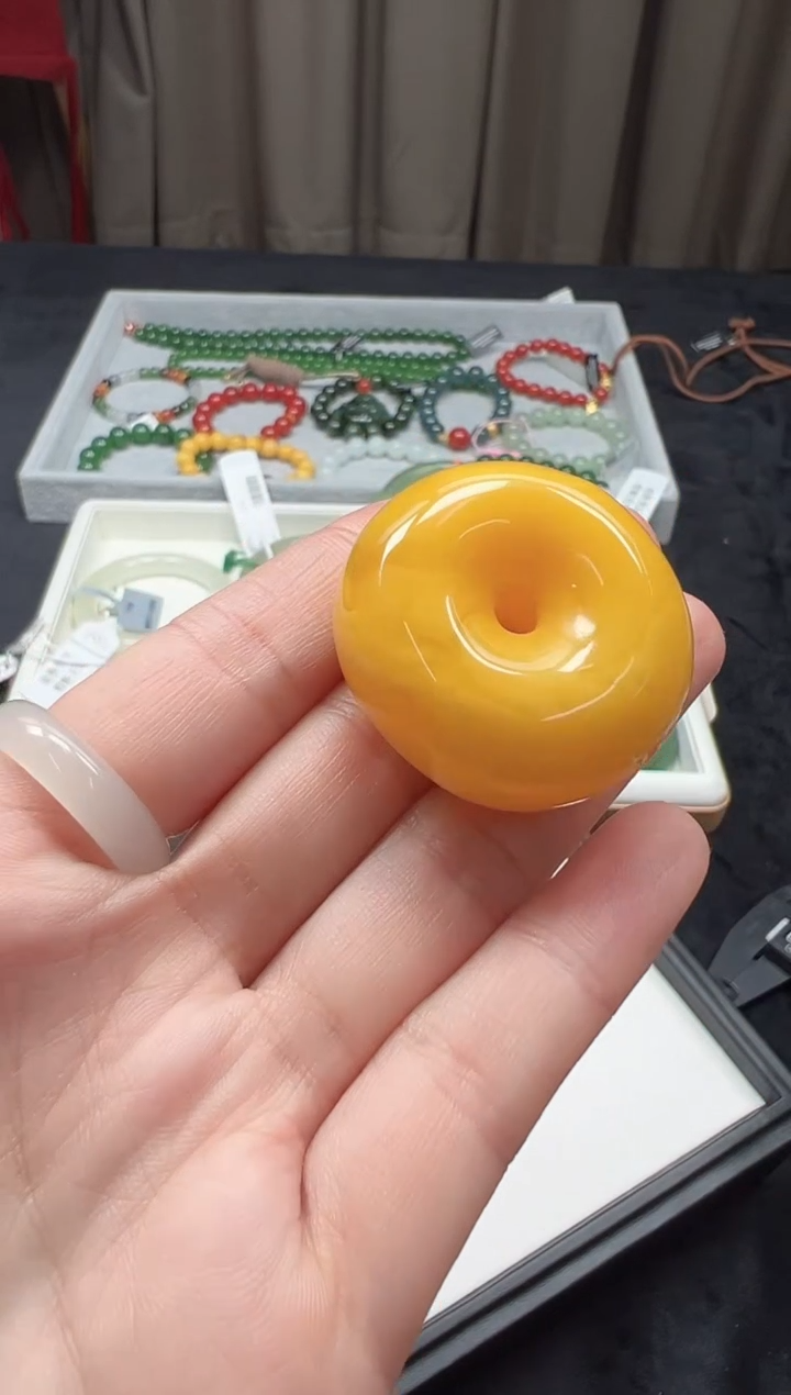 【闪购商品】蜜蜡颈饰未镶嵌蜜蜡甜甜圈(带绳）XY6322
