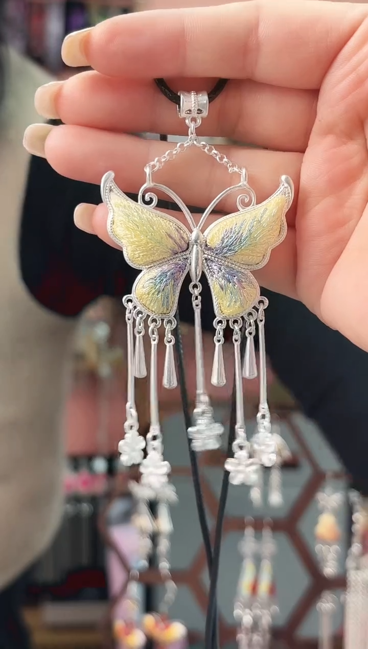 织绣彩云南阁非遗老绣103