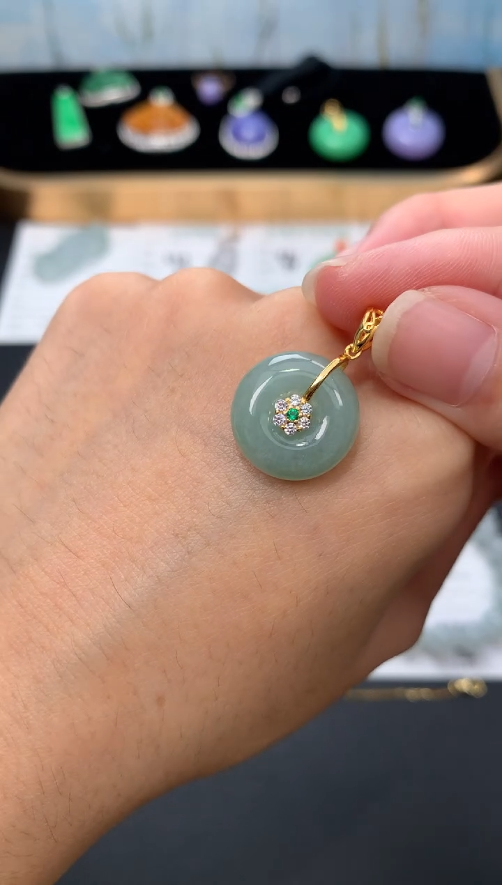 未镶嵌定制翡翠48小时鉴赏期 退货不扣服务费