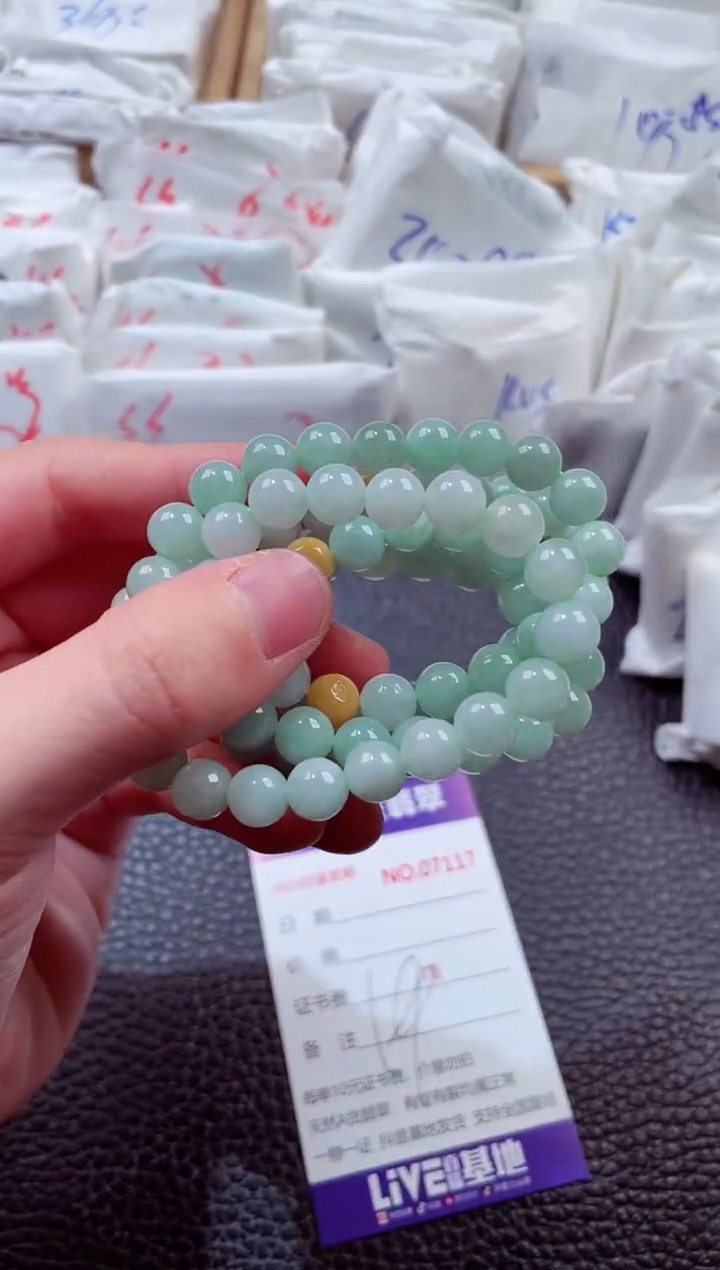 翡翠未镶嵌颈饰00007117