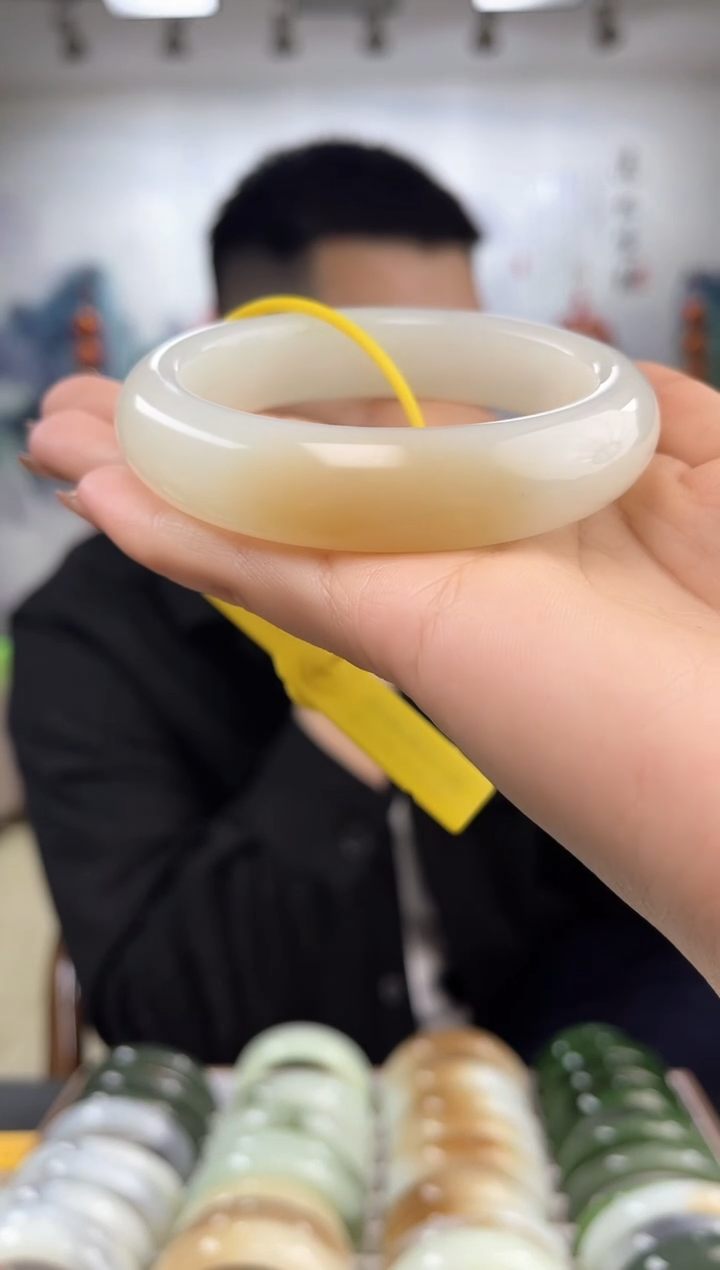 【闪购商品】和田玉手镯未镶嵌58-59圈口838