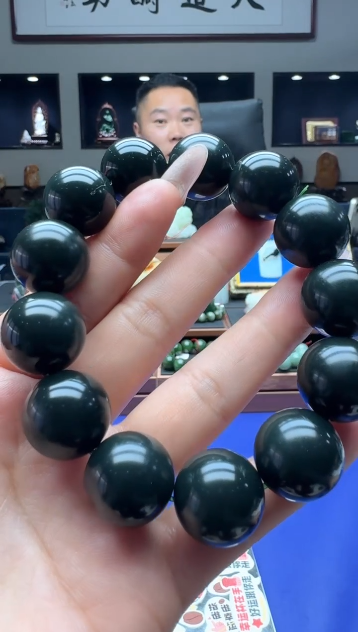 【闪购商品】和田玉手串未镶嵌szq18