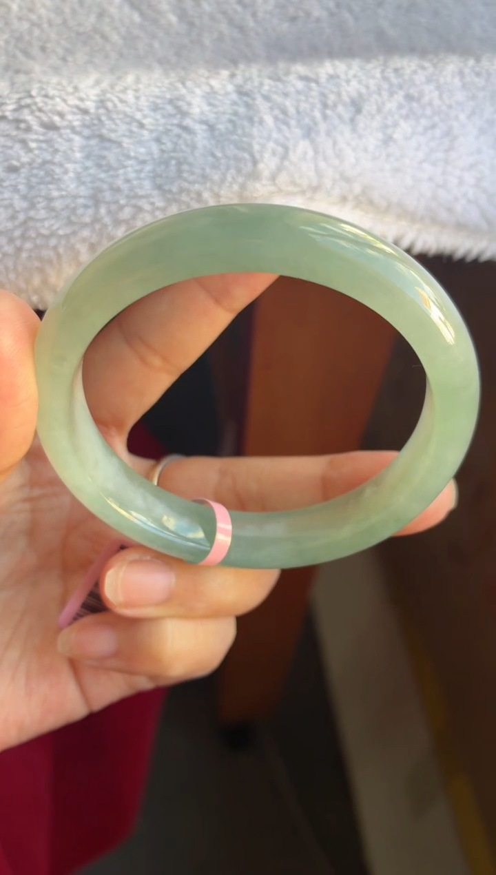 未镶嵌手镯翡翠（血漏）冰透胶湖水绿4号