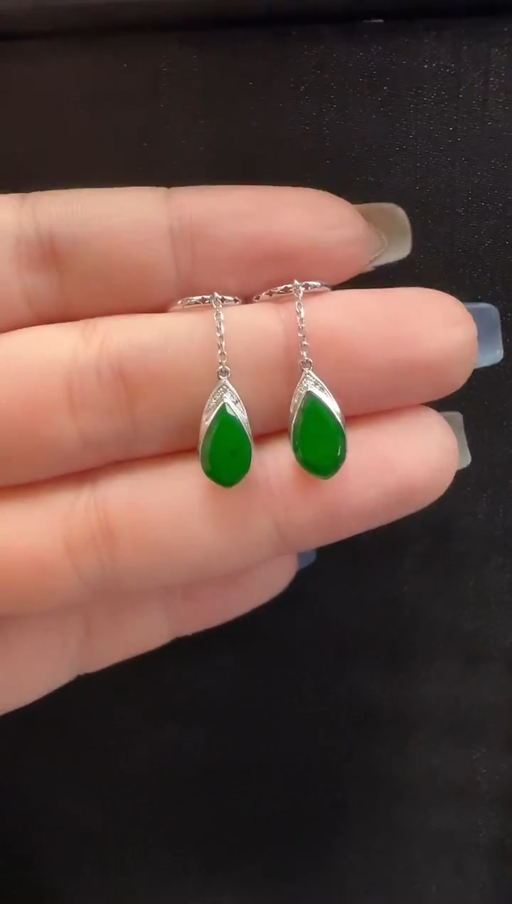 18K金镶嵌翡翠耳饰003水滴一对