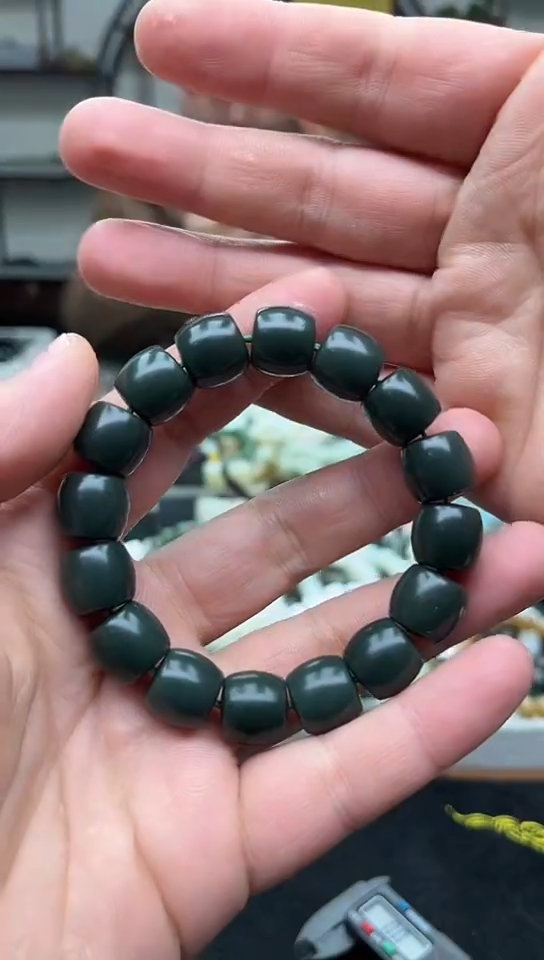未镶嵌手串和田玉纯天然新疆沙枣青14