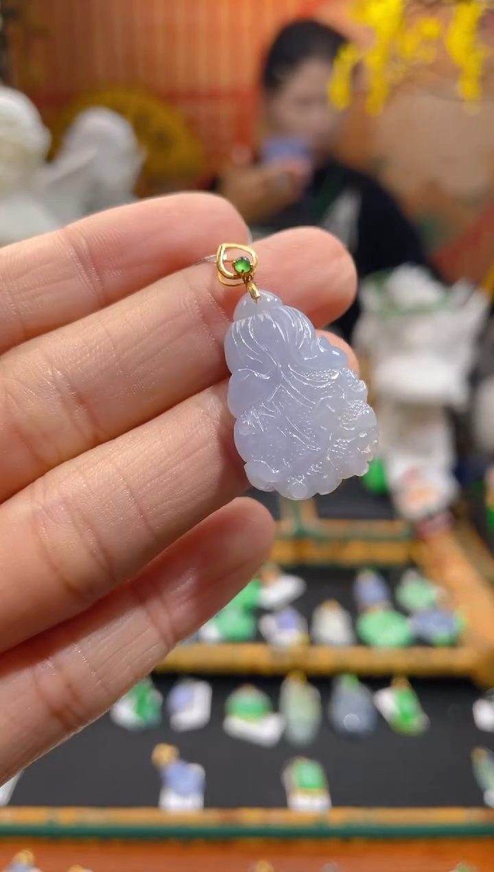 【闪购商品】翡翠颈饰18K金镶嵌假一赔三