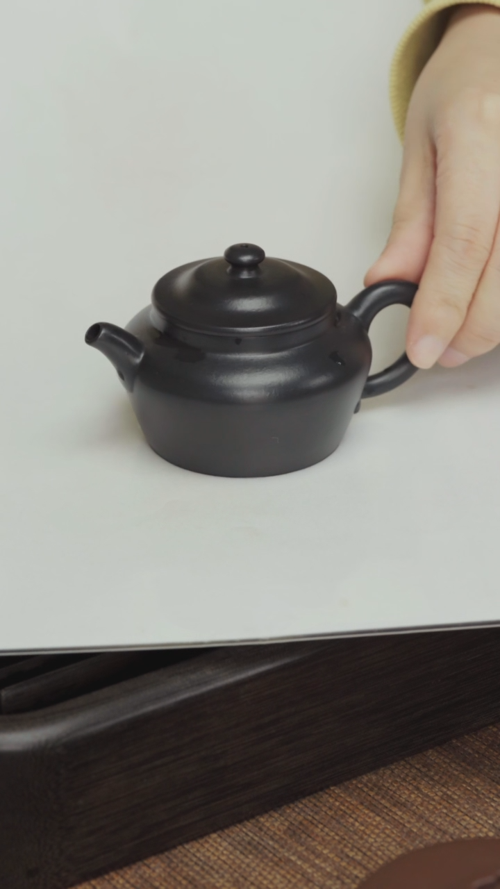 【闪购商品】紫砂茶壶底槽青还原烧-笠帽-90CC