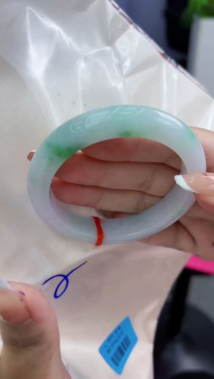 【闪购商品】翡翠手镯未镶嵌翡翠手镯