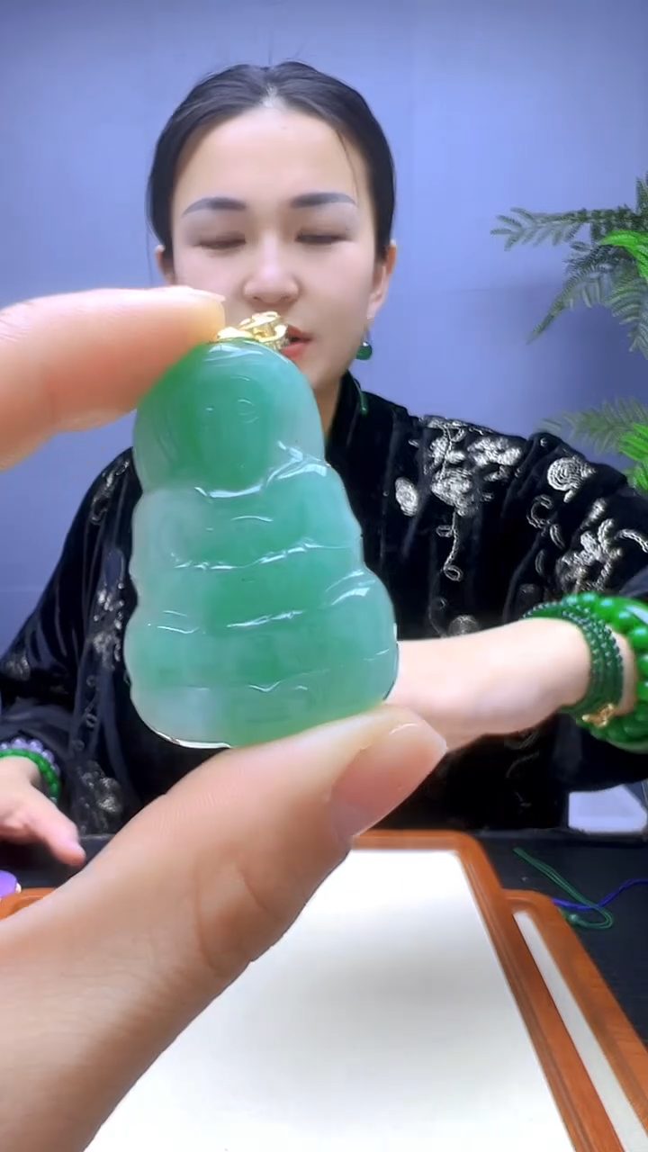 【闪购商品】翡翠颈饰14K金镶嵌颈饰