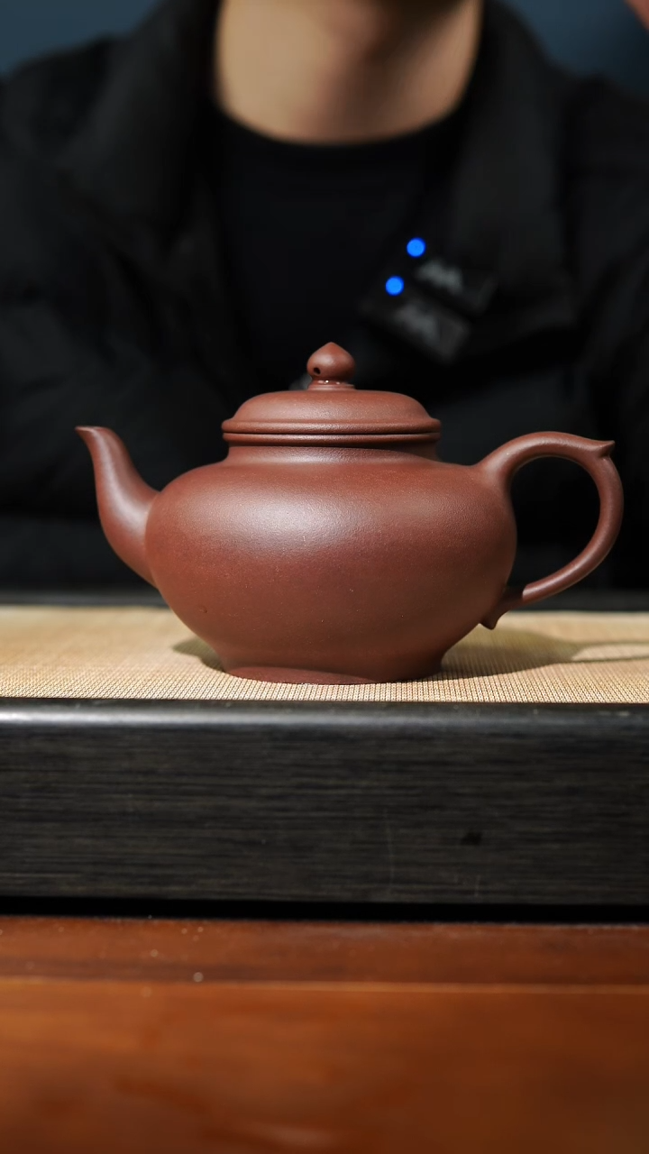 【闪购商品】紫砂茶壶四号井底槽清笑樱，320cc
