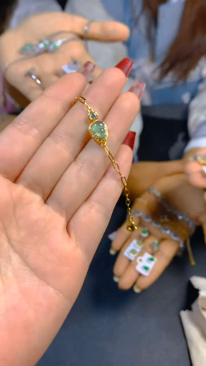 【闪购商品】翡翠手链未镶嵌0565258459多样性发一