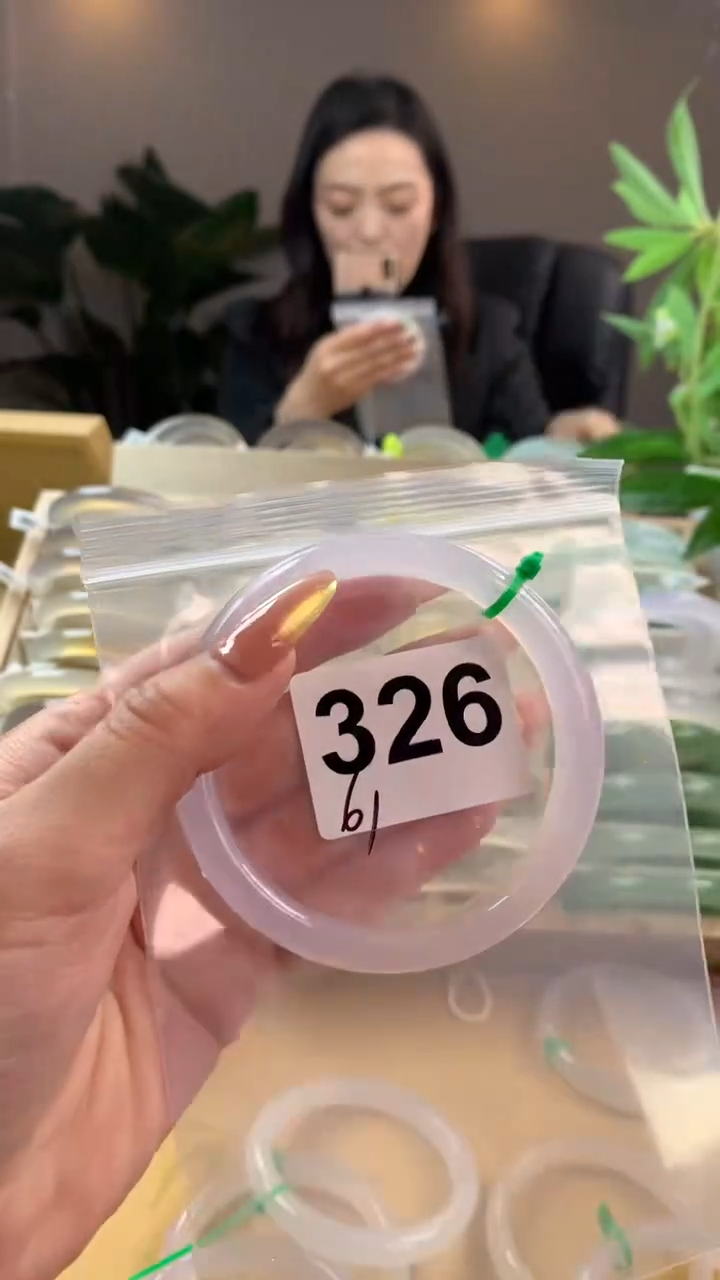 【闪购商品】玛瑙/玉髓手镯未镶嵌326