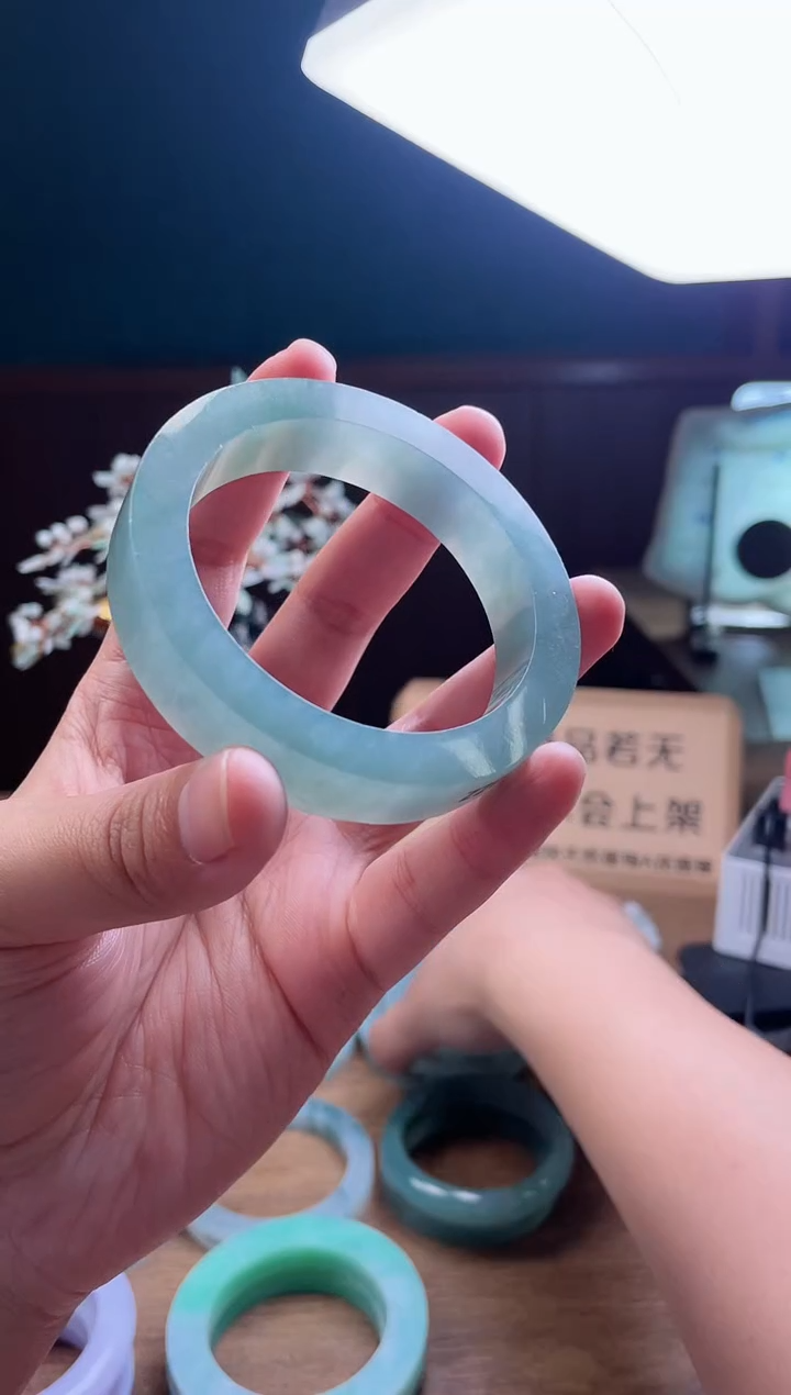 【闪购商品】定制翡翠手镯未镶嵌 定制