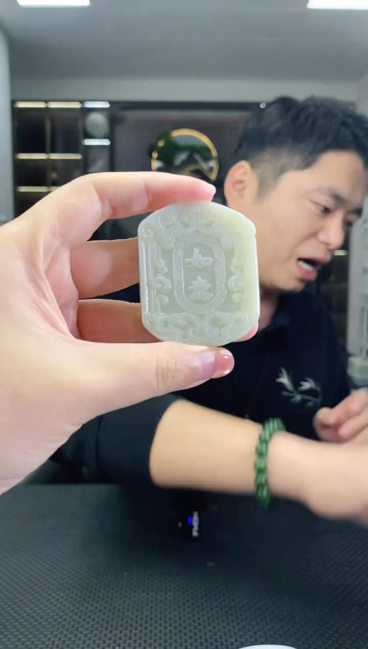 颈饰未镶嵌和田玉吊坠清货1