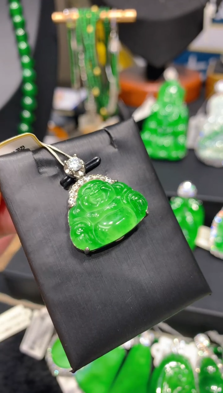 颈饰未镶嵌翡翠5一季