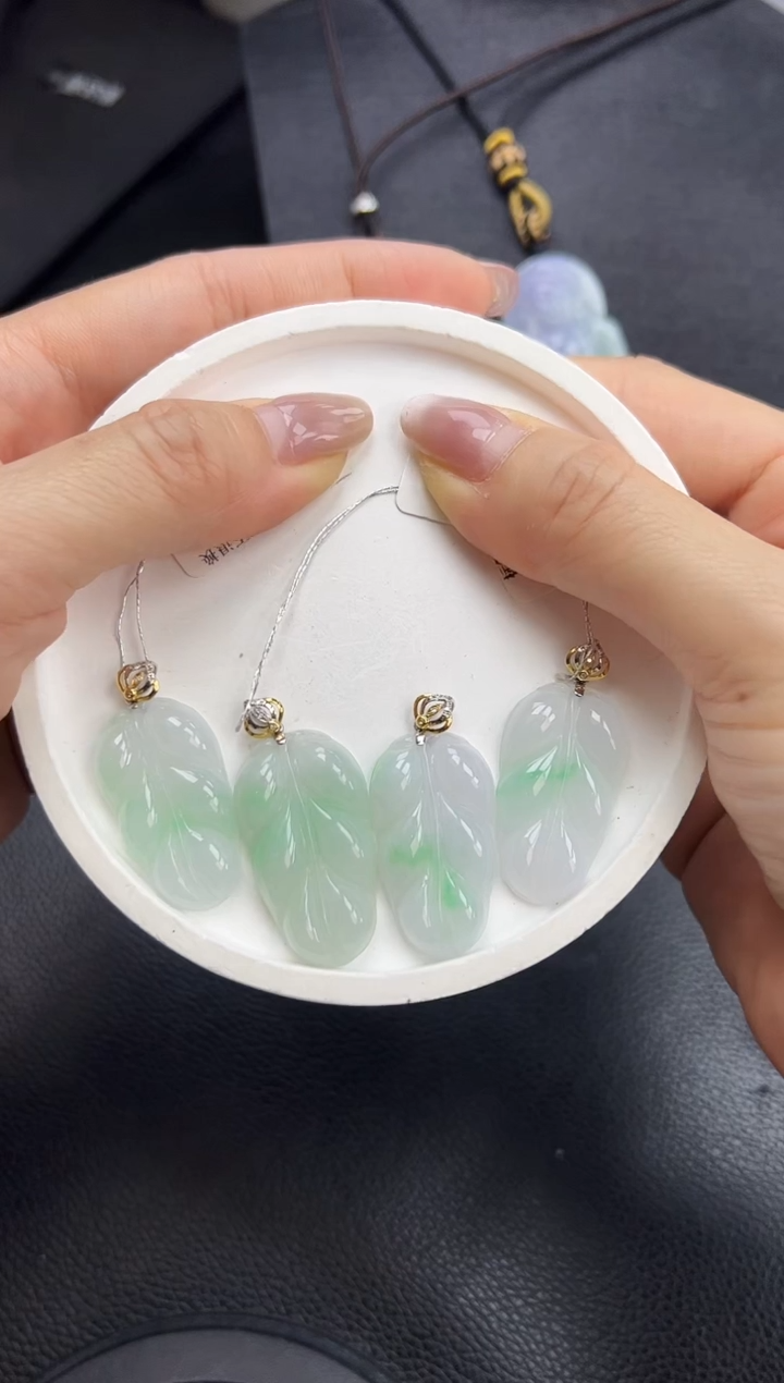 【闪购商品】翡翠颈饰18K金镶嵌YM640-2-3