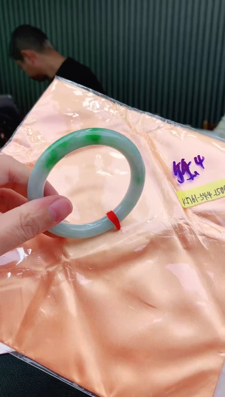 未镶嵌手镯翡翠55