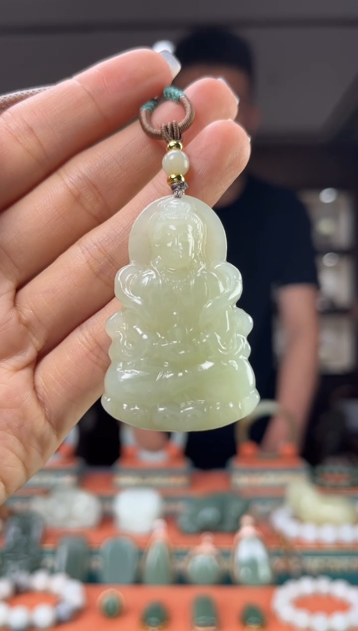 和田玉未镶嵌颈饰佩佩