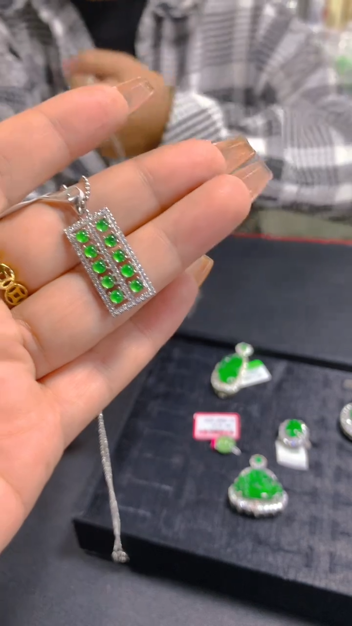 【闪购商品】翡翠项链未镶嵌0196262886多样性发一