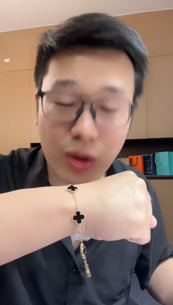 【闪购商品】玛瑙/玉髓手链18K金镶嵌黑色k黄，五花手链GHJ