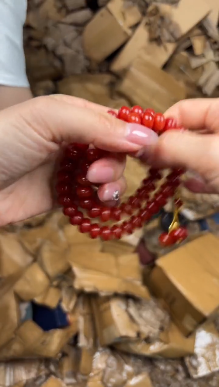 尚品精品手串《无礼盒》