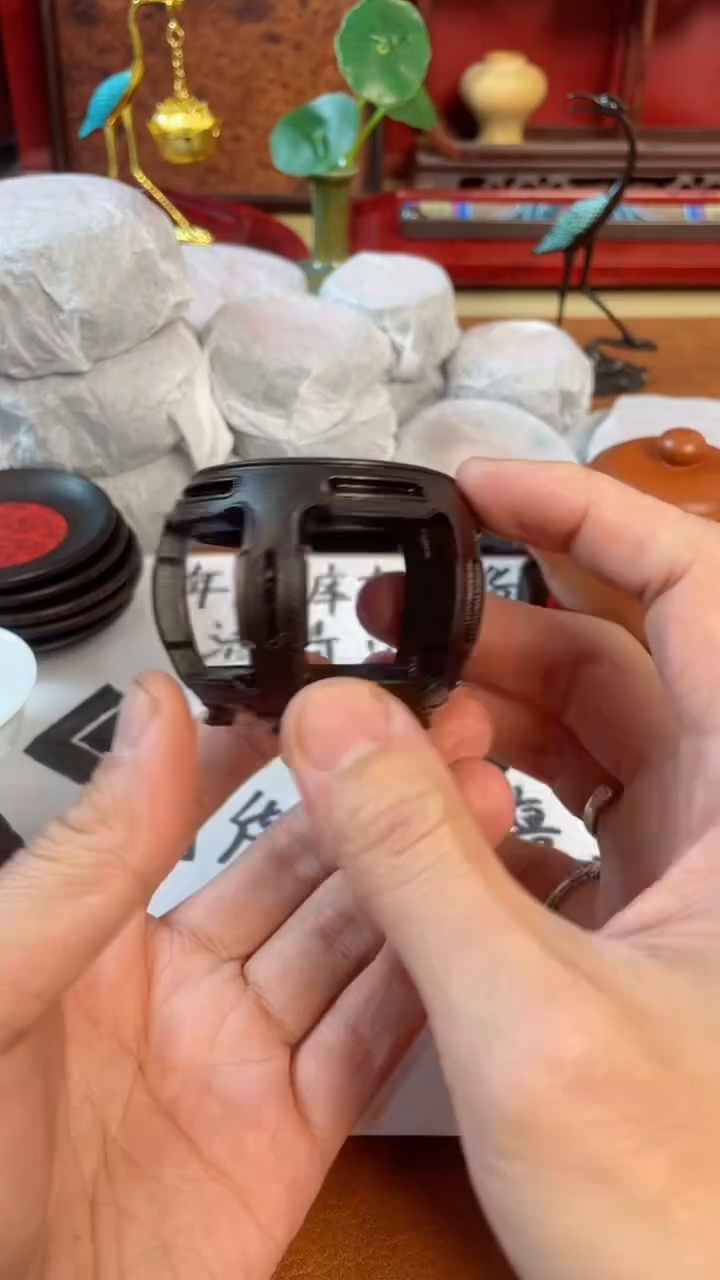 【闪购商品】东非黑黄檀（紫光檀）木艺镂空鼓凳底座