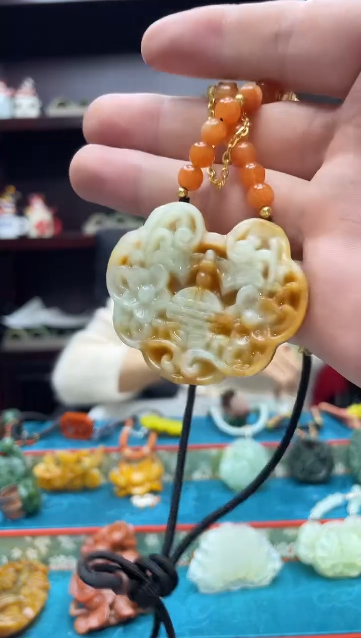 未镶嵌岫玉吊坠·