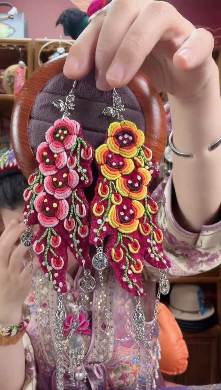 刺绣耳环90甜甜家