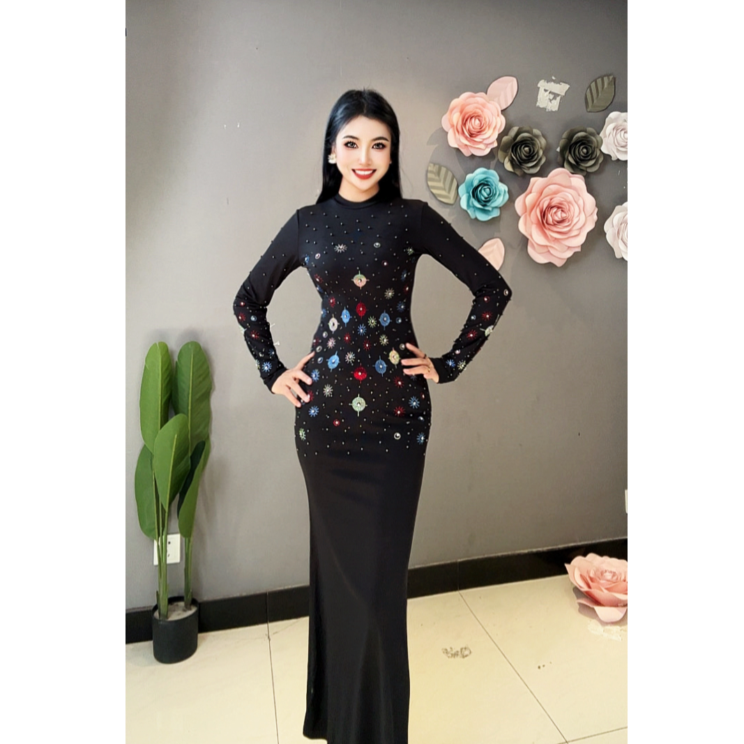 9905【包邮】气质时尚彩色烫钻显瘦显瘦女装连衣裙